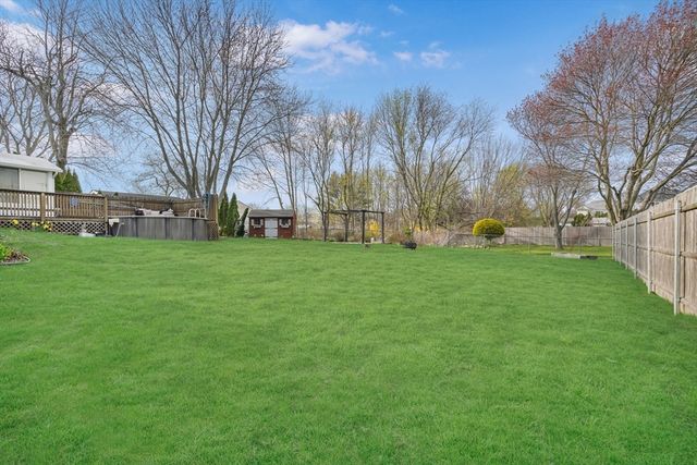 96 Star St, Fall River, MA 02724