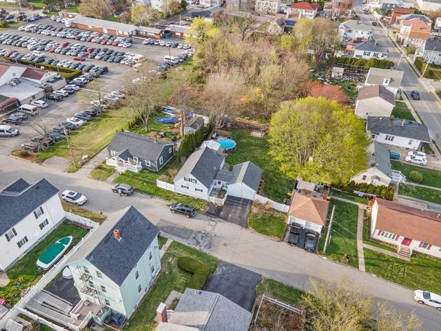 96 Star St, Fall River, MA 02724