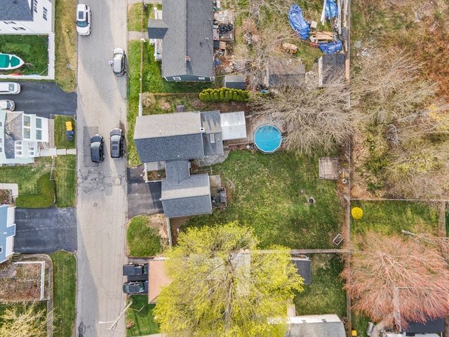 96 Star St, Fall River, MA 02724