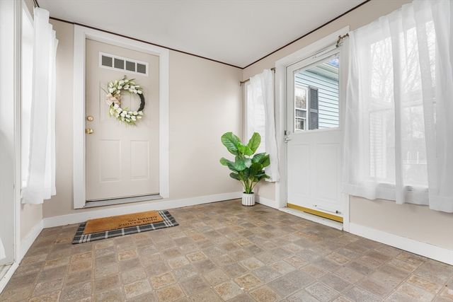 96 Star St, Fall River, MA 02724