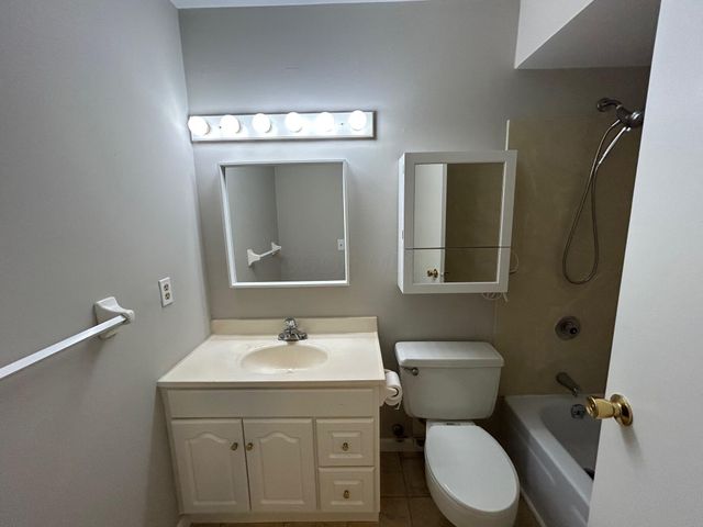 2395 Briers Drive, Columbus, OH 43209