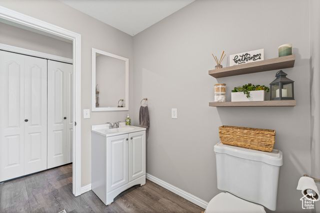 228 N BUCKINGHAM DR, North Salt Lake, UT 84054