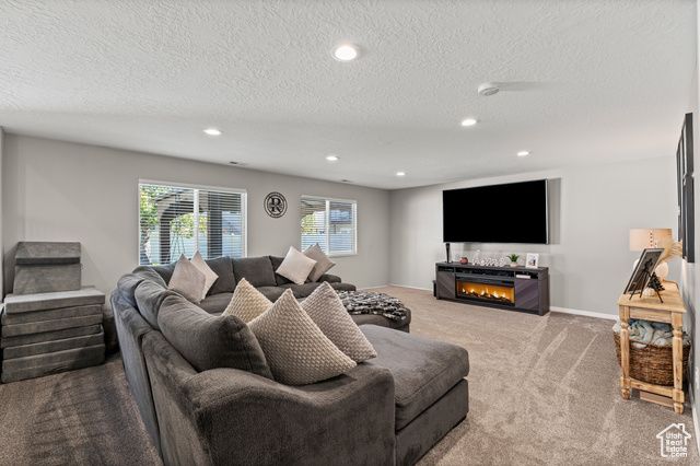 228 N BUCKINGHAM DR, North Salt Lake, UT 84054