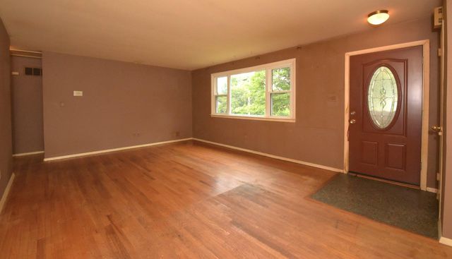 6815 KINGWOOD DR, Falls Church, VA 22042