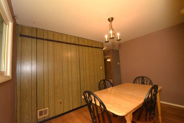 6815 KINGWOOD DR, Falls Church, VA 22042
