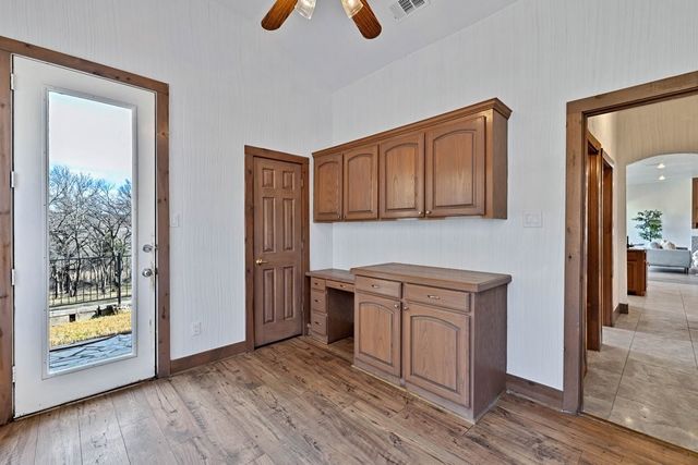 324 Rolling Oaks Ridge, Cedar Hill, TX 75104