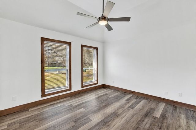 324 Rolling Oaks Ridge, Cedar Hill, TX 75104