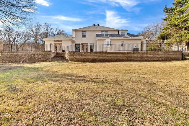 324 Rolling Oaks Ridge, Cedar Hill, TX 75104
