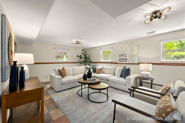 17 Meisinger Lane, Naperville, IL 60540