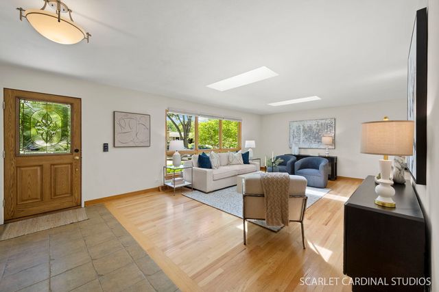 17 Meisinger Lane, Naperville, IL 60540