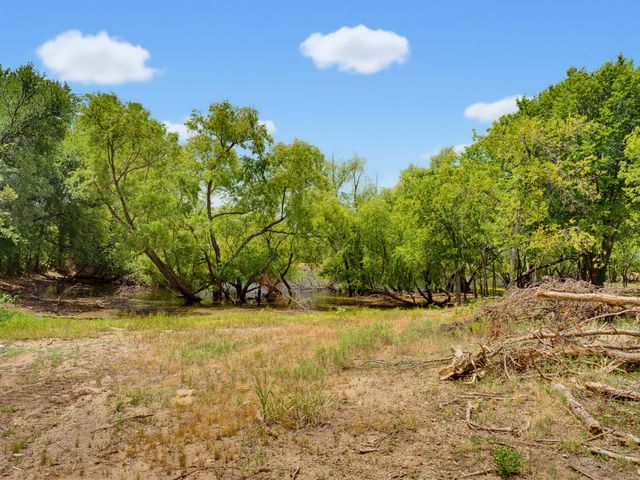487 County Road 2514, Decatur, TX 76234