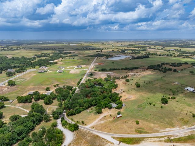 487 County Road 2514, Decatur, TX 76234