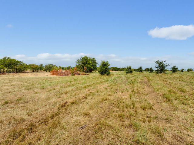 487 County Road 2514, Decatur, TX 76234