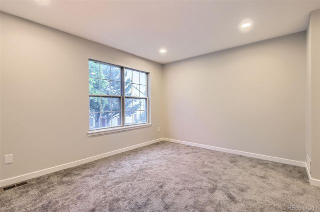 1811 S Quebec Way 31, Denver, CO 80231