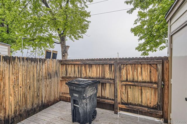 1811 S Quebec Way 31, Denver, CO 80231