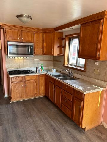 3054 E 97th Street, Chicago, IL 60617