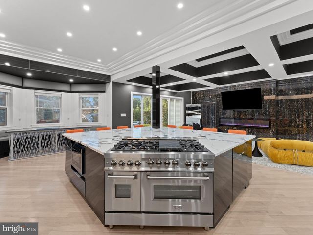 224 WILSON RD, Turnersville, NJ 08012