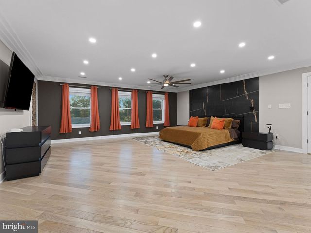 224 WILSON RD, Turnersville, NJ 08012