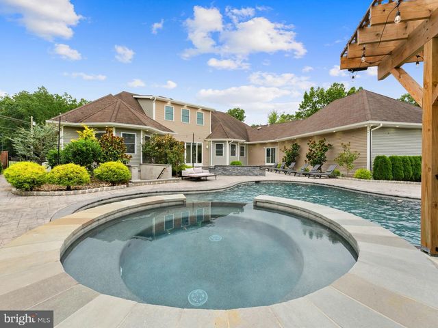 224 WILSON RD, Turnersville, NJ 08012