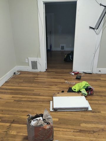 61 Vine 34, Lynn, MA 01905