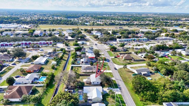 750 SW Lakehurst Drive, Port St Lucie, FL 34983