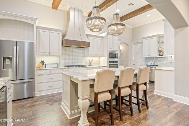 307 Barkhill Drive, Lafayette, LA 70508