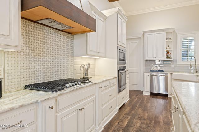 307 Barkhill Drive, Lafayette, LA 70508