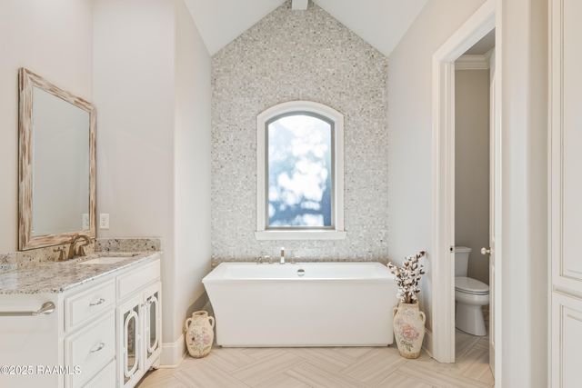 307 Barkhill Drive, Lafayette, LA 70508