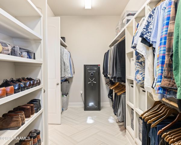 307 Barkhill Drive, Lafayette, LA 70508