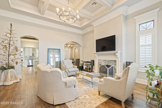 307 Barkhill Drive, Lafayette, LA 70508