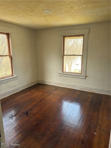 2885 Erie Avenue NW, Massillon, OH 44646