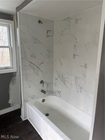 2885 Erie Avenue NW, Massillon, OH 44646