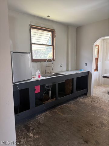 2885 Erie Avenue NW, Massillon, OH 44646