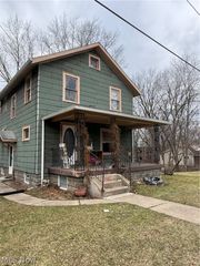 2885 Erie Avenue NW, Massillon, OH 44646
