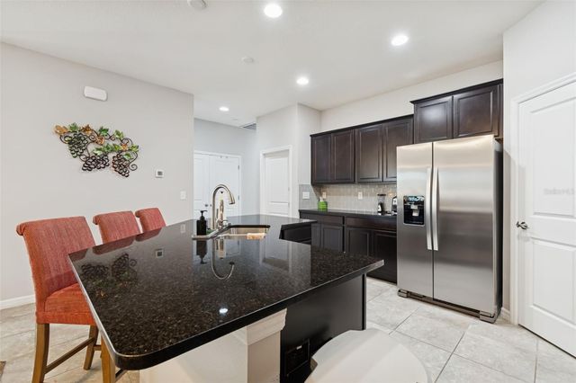 7852 TIMBERVIEW LOOP, Wesley Chapel, FL 33545