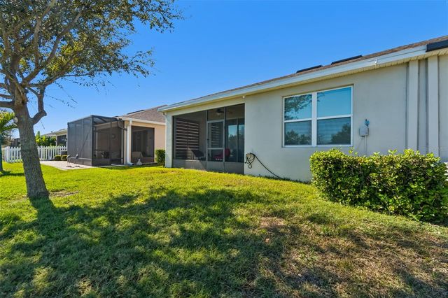 7852 TIMBERVIEW LOOP, Wesley Chapel, FL 33545