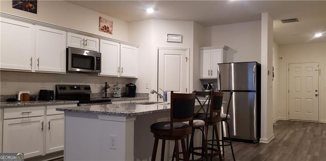 115 N Chesapeake Bay Drive, Locust Grove, GA 30248