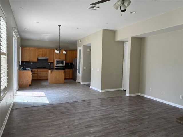 1742 Edmon Way, Riverside, CA 92501