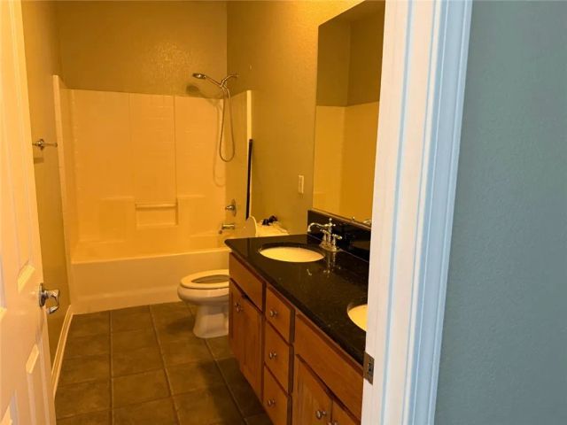 1742 Edmon Way, Riverside, CA 92501