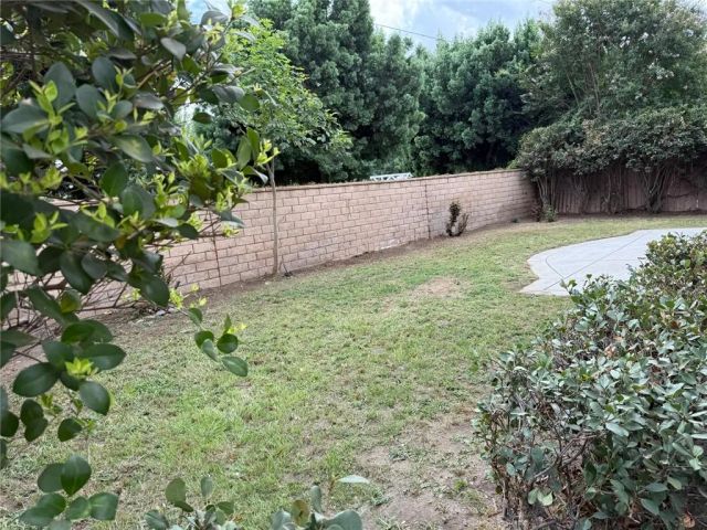 1742 Edmon Way, Riverside, CA 92501