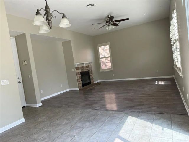 1742 Edmon Way, Riverside, CA 92501