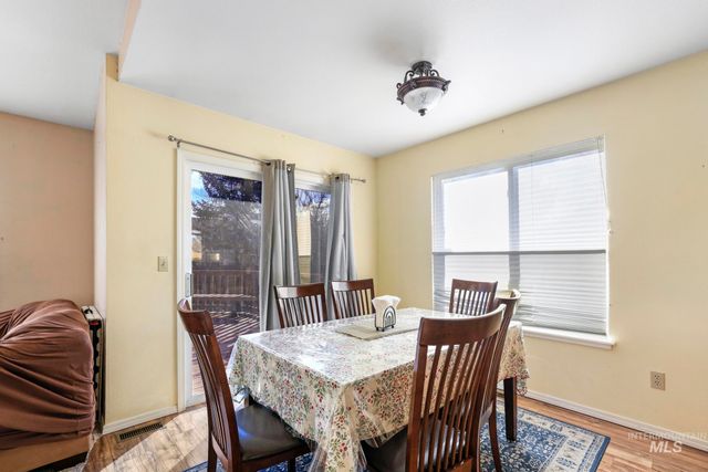 560 Elizabeth Park Drive, Twin Falls, ID 83301