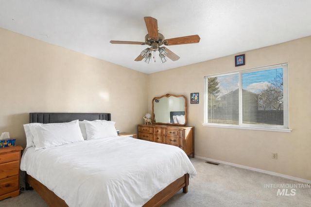 560 Elizabeth Park Drive, Twin Falls, ID 83301