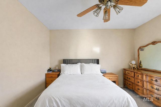 560 Elizabeth Park Drive, Twin Falls, ID 83301