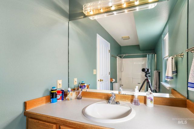 560 Elizabeth Park Drive, Twin Falls, ID 83301