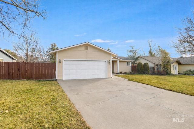 560 Elizabeth Park Drive, Twin Falls, ID 83301