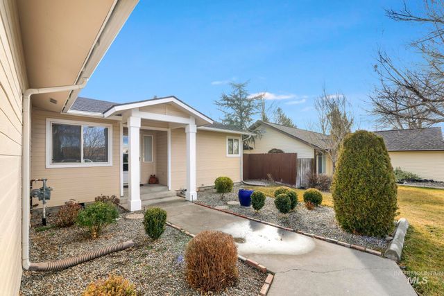 560 Elizabeth Park Drive, Twin Falls, ID 83301