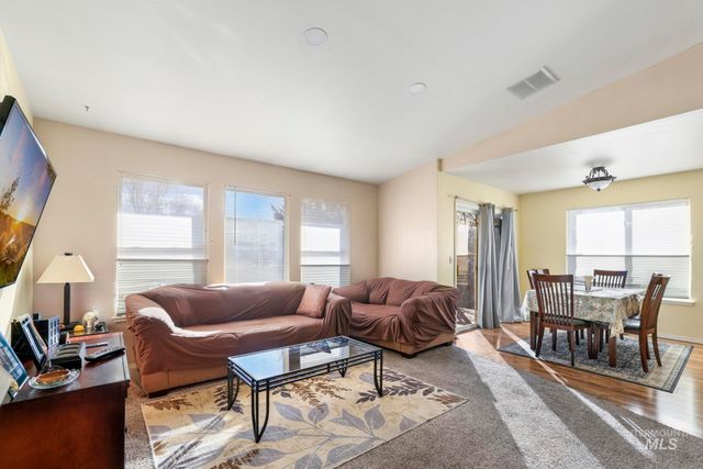 560 Elizabeth Park Drive, Twin Falls, ID 83301