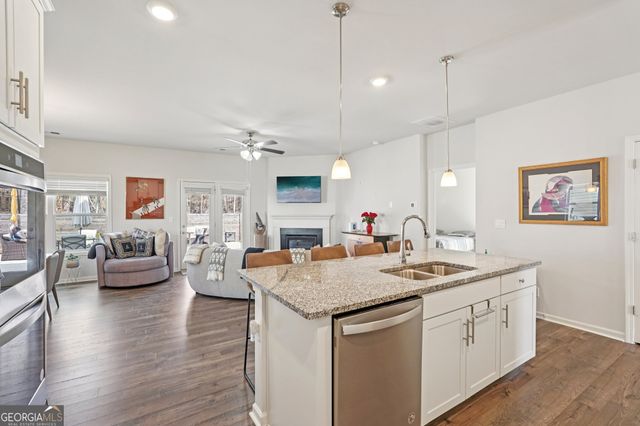 7409 Jennadee Drive, Fairburn, GA 30213