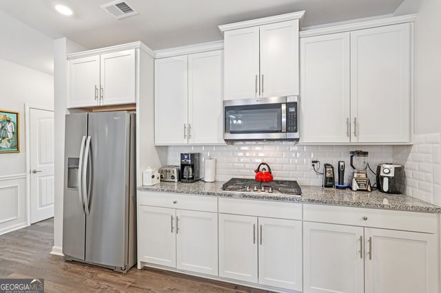 7409 Jennadee Drive, Fairburn, GA 30213